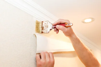 Pose de papier peint au Louverot — revêtements muraux et toiles de verre
